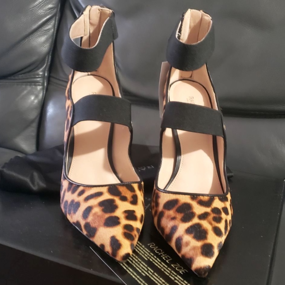 Rachel Zoe Leopard Calf Hair Fur Pointed Toe Pump - Picture 9 of 9